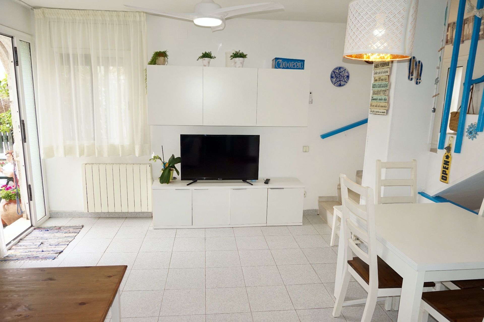 Living room of Single-family semi-detached to rent in Cambrils  with Private garden and Community pool