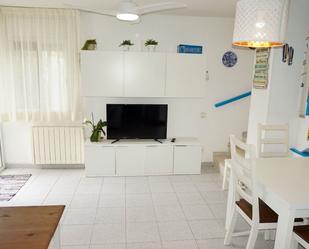 Living room of Single-family semi-detached to rent in Cambrils  with Private garden and Community pool