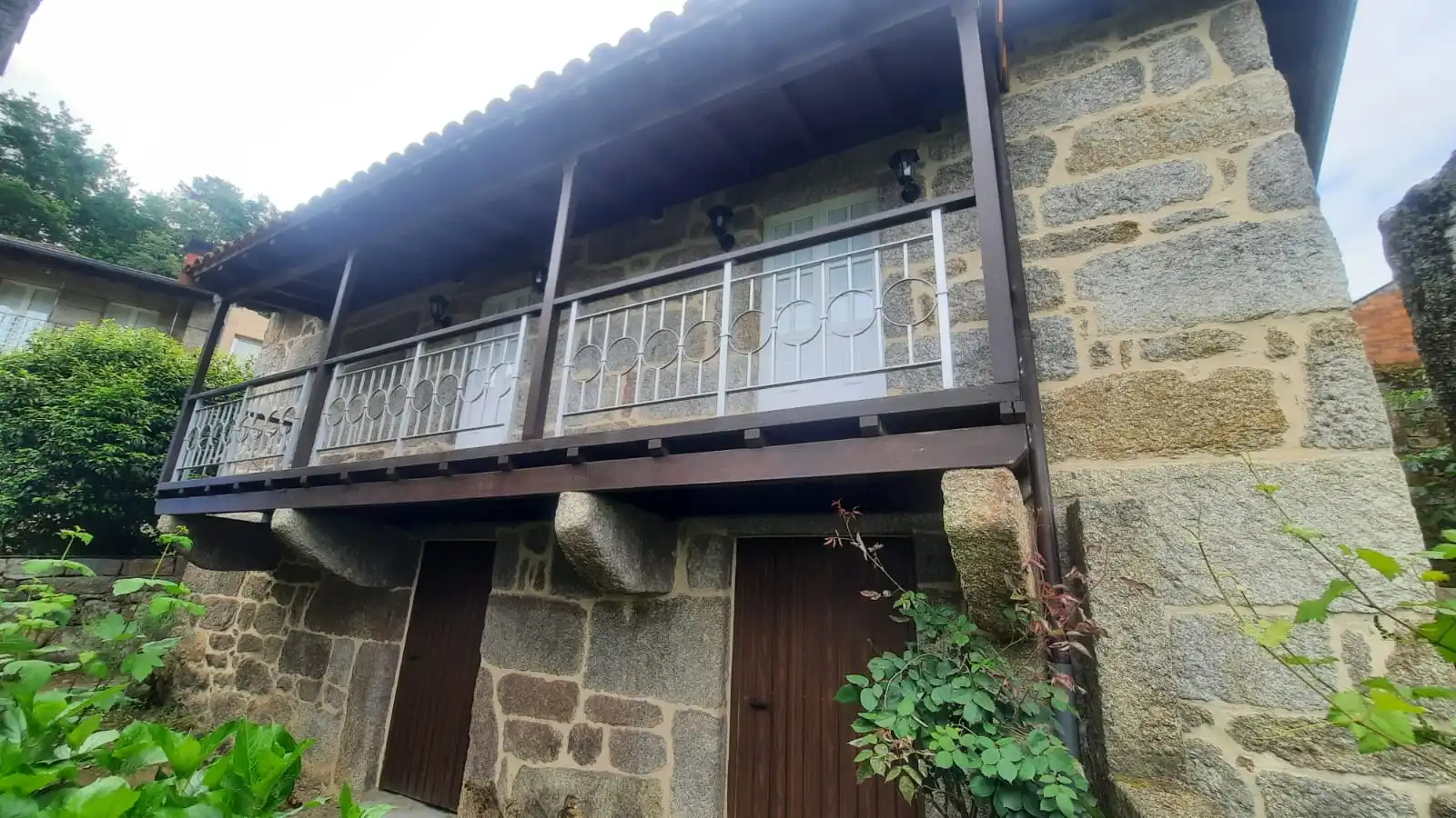 Vista exterior de Casa adosada en venta en A Arnoia con Terraza, Trastero y Horno