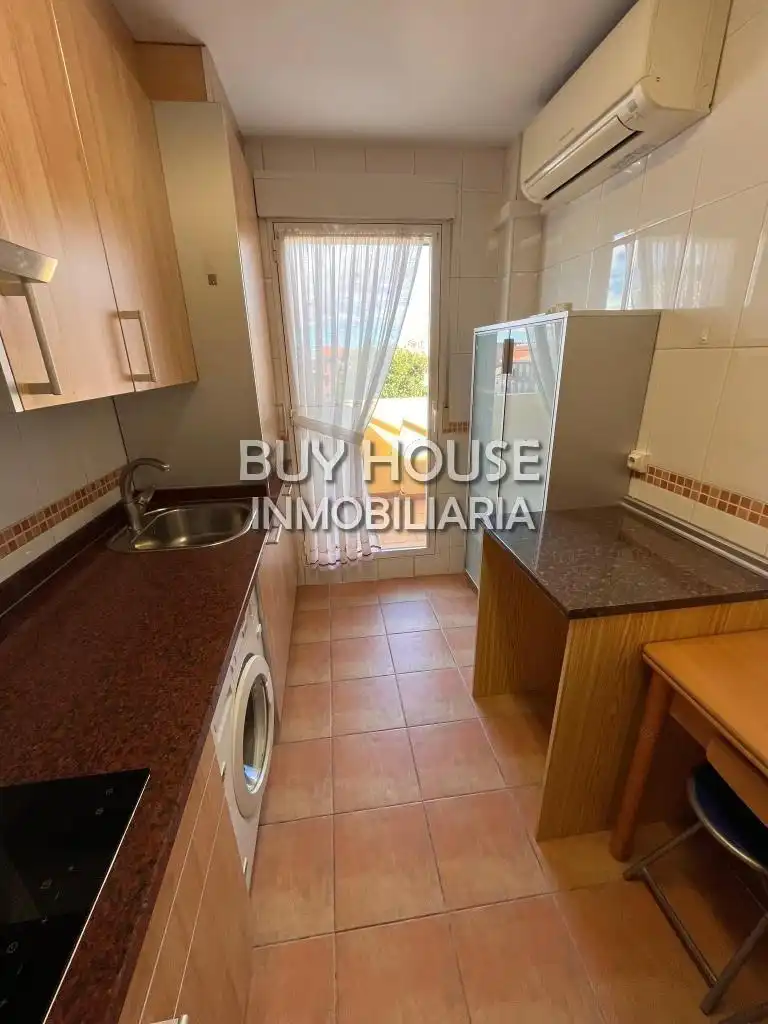 Penthouse with lift to rent in Parque Manuel de Vega - Carretera de Ugena, imagen 10