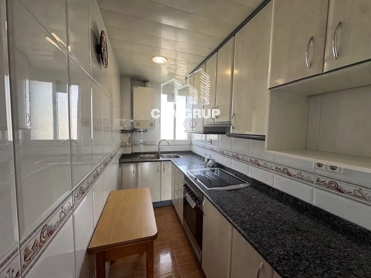 Kitchen of Flat for sale in Barcelona  with Air Conditioner, Heating and Parquet flooring