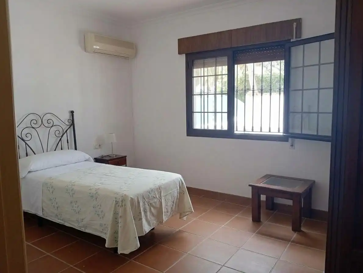 Chalet con piscina en venta en Oromana, imagen 6