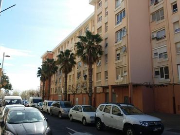 Local comercial en venda a RIU LLOBREGAT