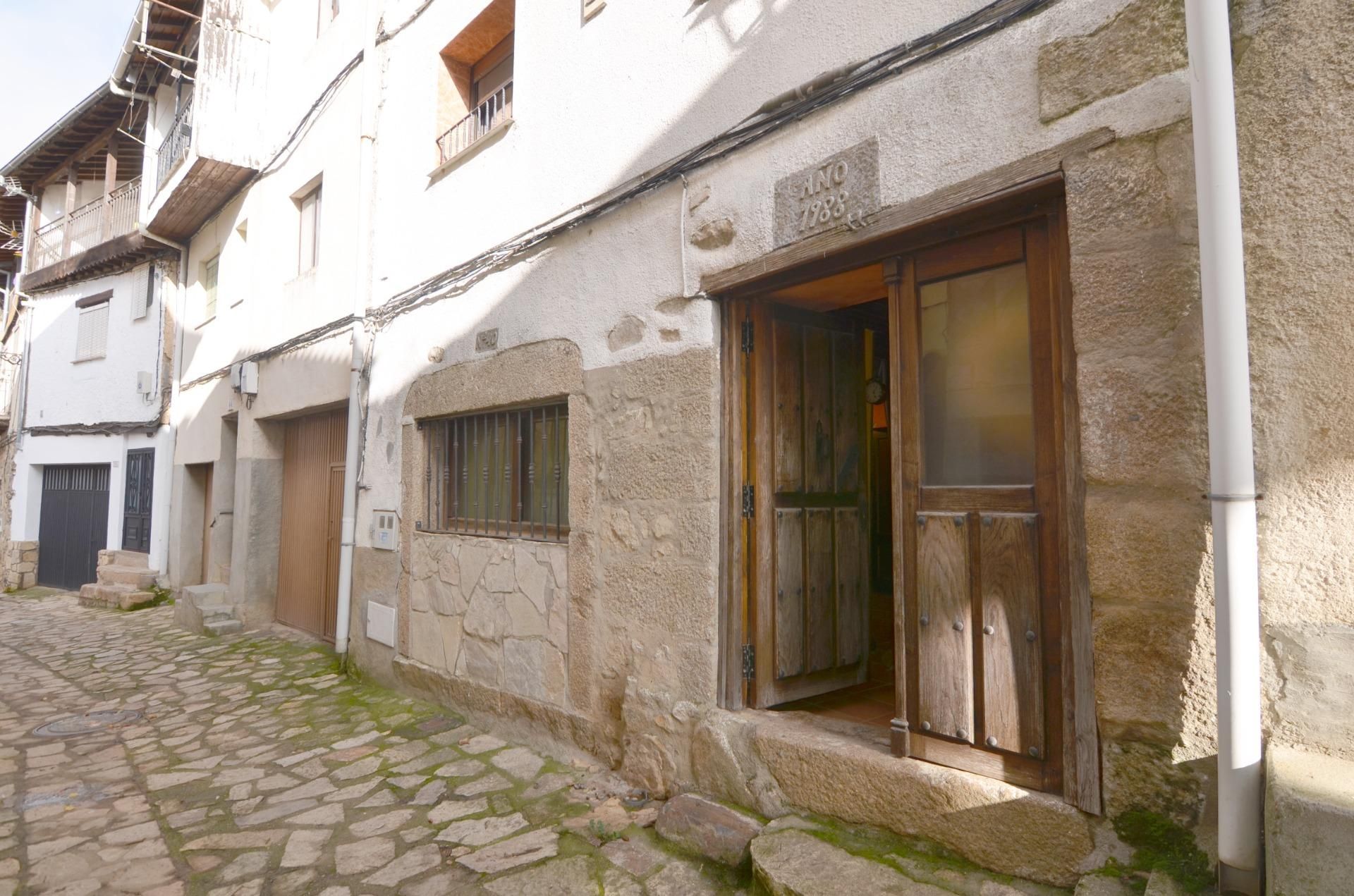 Exterior view of House or chalet for sale in Villanueva del Conde  with Heating, Storage room and Balcony