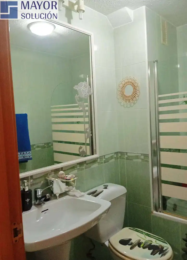 Piso con terraza en venta en Calle Río Jalón 3, imagen 12