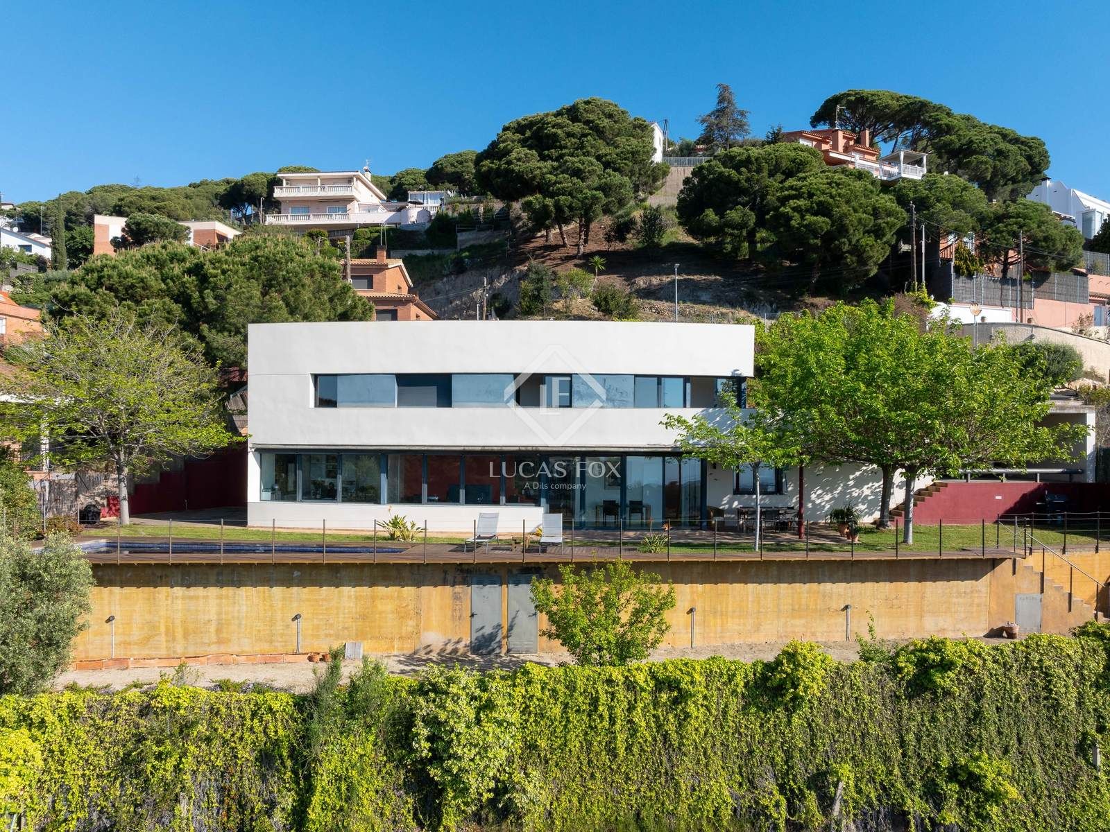 Vista exterior de Casa o chalet en venta en Alella con Calefacción, Jardín privado y Parquet