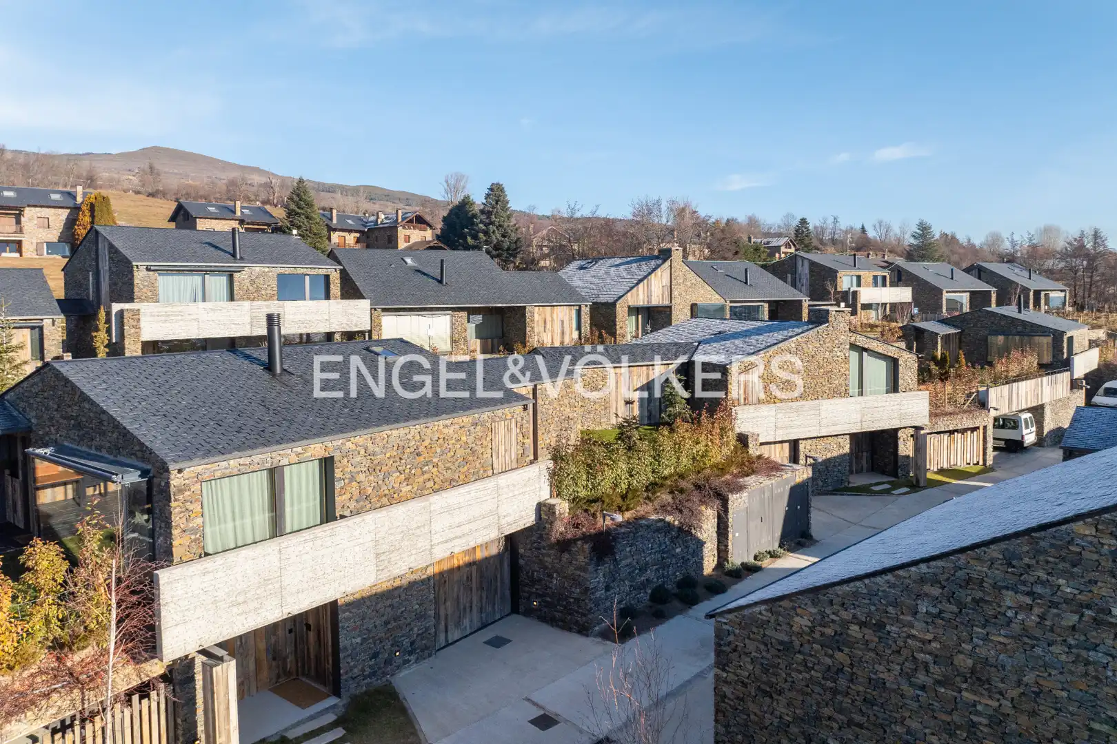Vista exterior de Casa o xalet en venda en Ger amb Calefacció, Jardí privat i Parquet