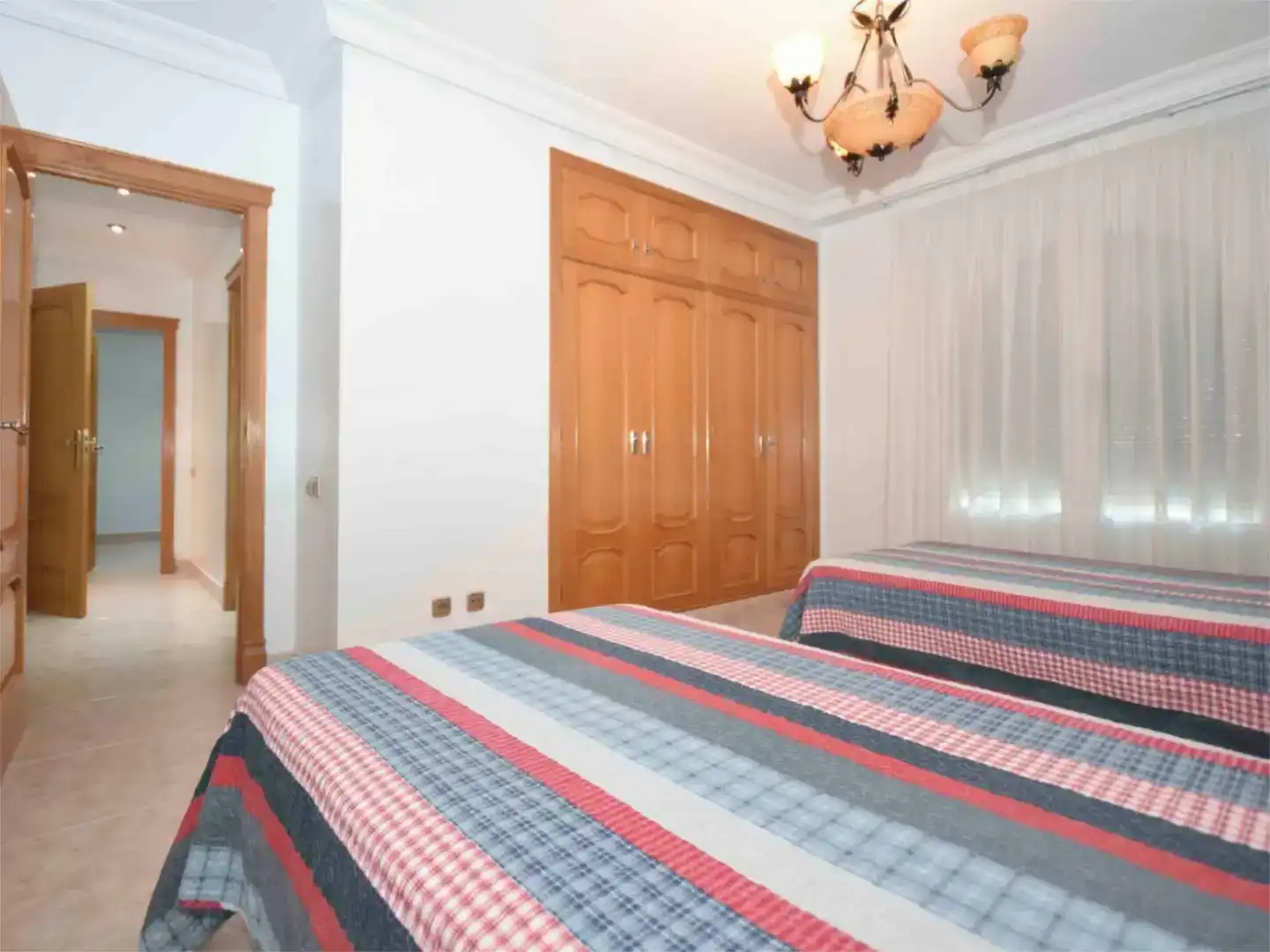Habitación de Casa o chalet en venta en Orihuela con Aire acondicionado, Piscina y Balcón
