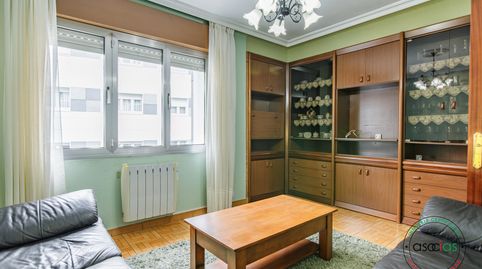 Foto 5 de Piso en venta en Cr Vizcaina, 48, El Polígono, Gijón