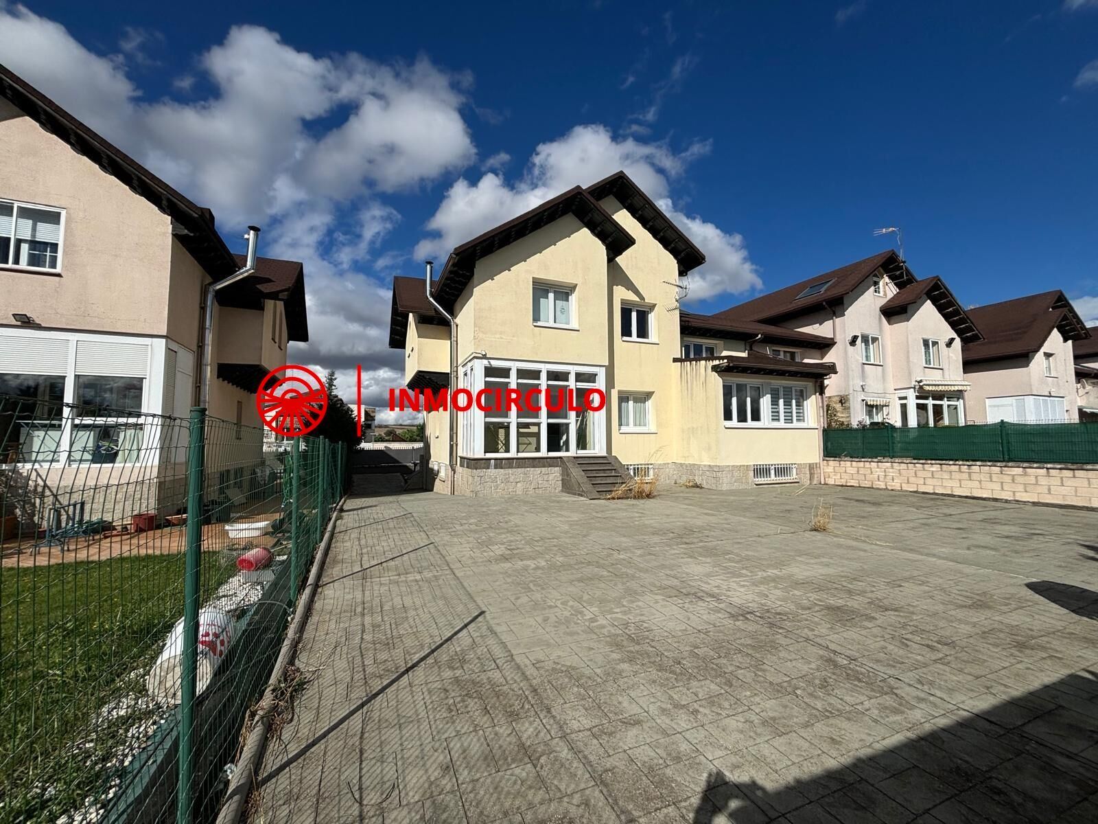 Exterior view of House or chalet for sale in Ibeas de Juarros  with Heating, Private garden and Terrace