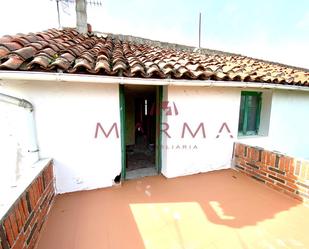 Exterior view of Single-family semi-detached for sale in Medio Cudeyo  with Terrace