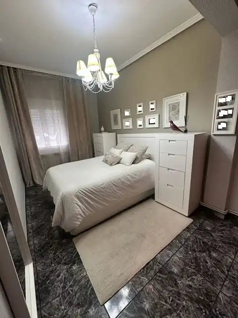 Habitación de Piso en venta en Alfaro con Aire acondicionado, Calefacción y Balcón