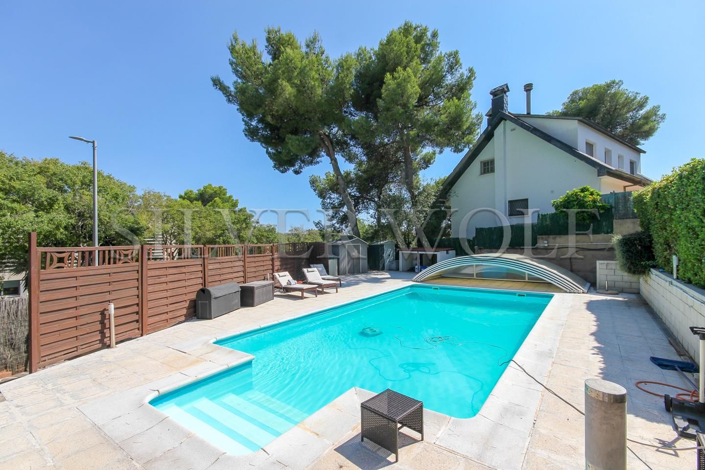 Swimming pool of House or chalet for sale in Castelldefels  with Air Conditioner, Heating and Private garden