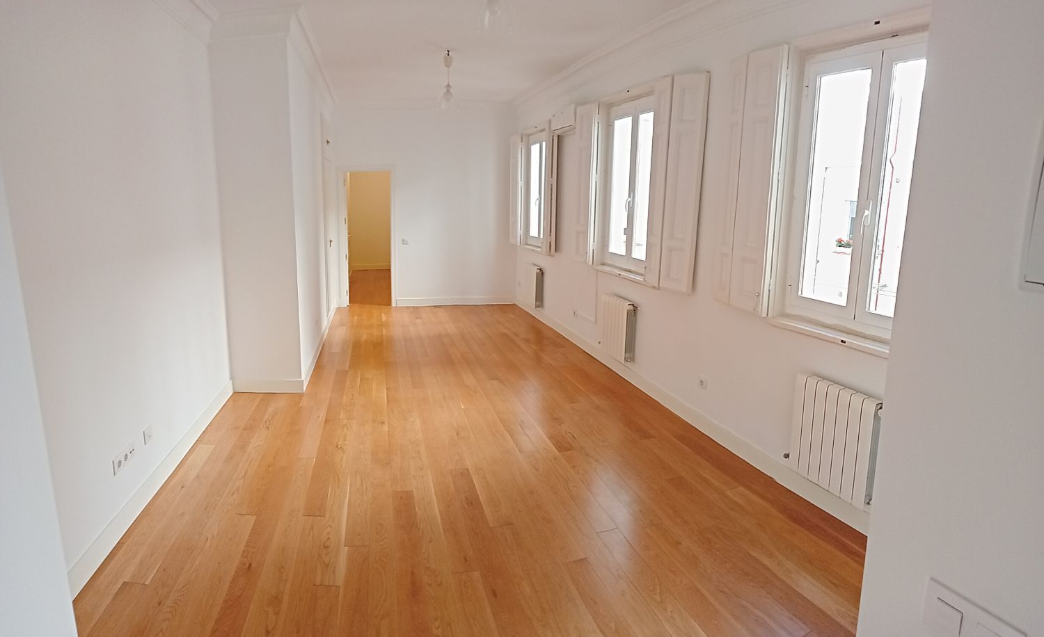 Sala d'estar de Pis de lloguer en  Madrid Capital amb Aire condicionat i Calefacció