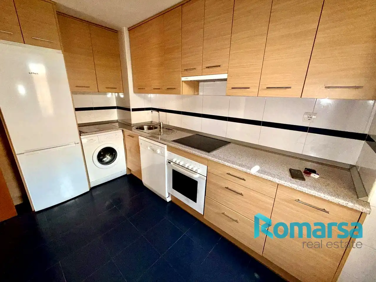 Flat with pool for sale in Calle Dalia, imagen 9