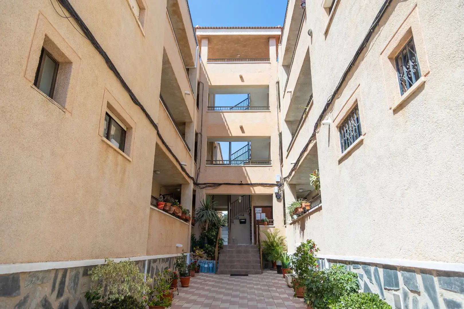 Vista exterior de Apartamento en venta en Torrevieja con Aire acondicionado y Terraza