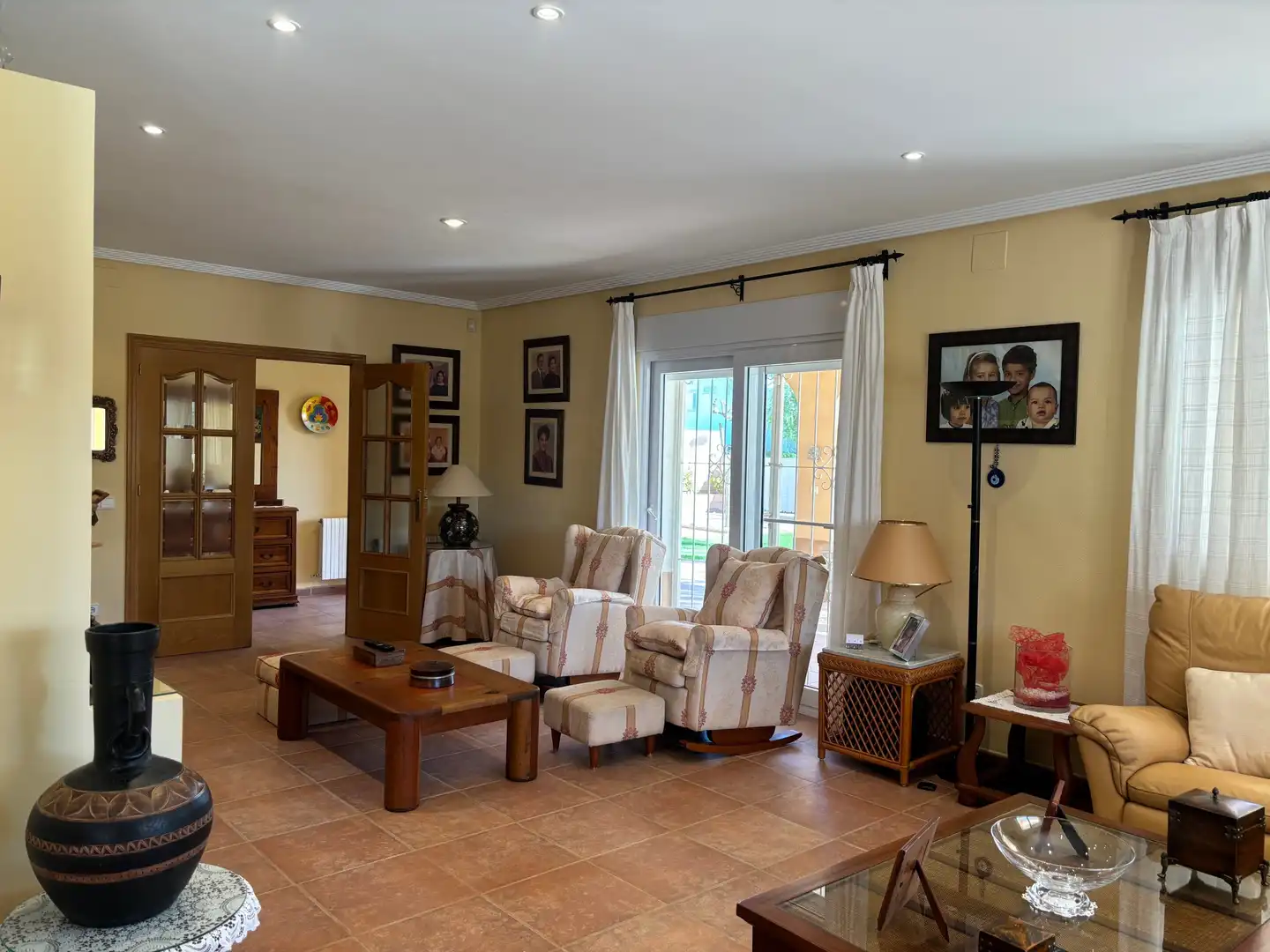 Wohnzimmer von Erdgeschoss zum Verkauf in La Manga del Mar Menor mit Klimaanlage, Privatgarten und Schwimmbad