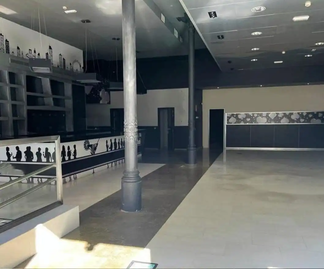 Business premises for sale in Centro, imagen 2