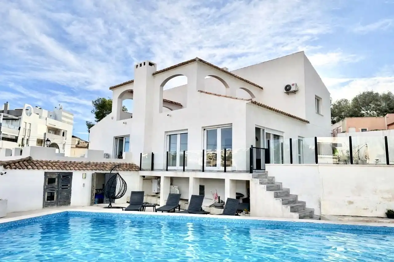 Detached house with pool for sale in Calle Calle Tramontana, imagen 38