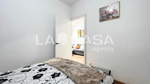 Foto 3 de Planta baixa en venda a Carrer de la Sagrada Família, Llefià, Barcelona