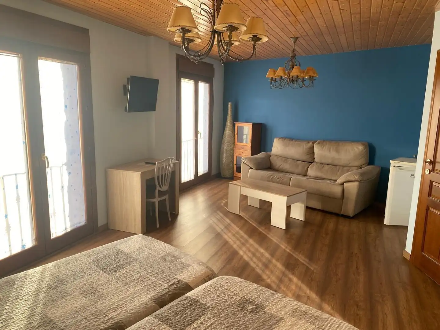 Sala de estar de Edificio en venta en Anento