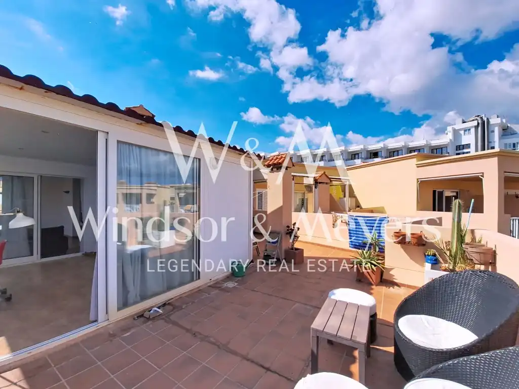 Terraza de Apartamento en venta en Santa Eulària des Riu con Aire acondicionado, Amueblado y Piscina comunitaria