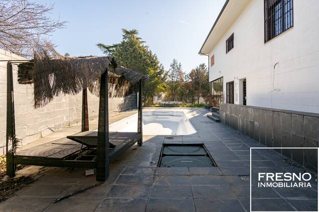 Casa-chalet en Venta en Calle Vereda de los Sastres en Cobeña