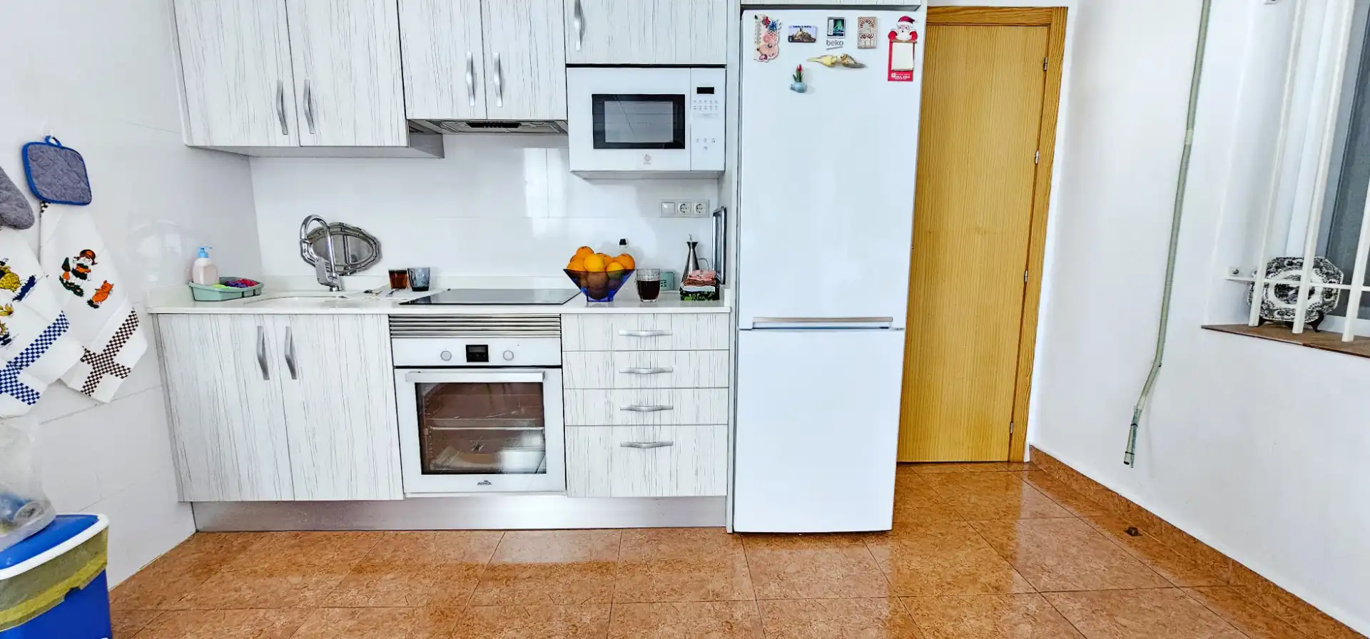 Cuina de Casa o xalet en venda en Alhama de Murcia amb Aire condicionat, Terrassa i Traster