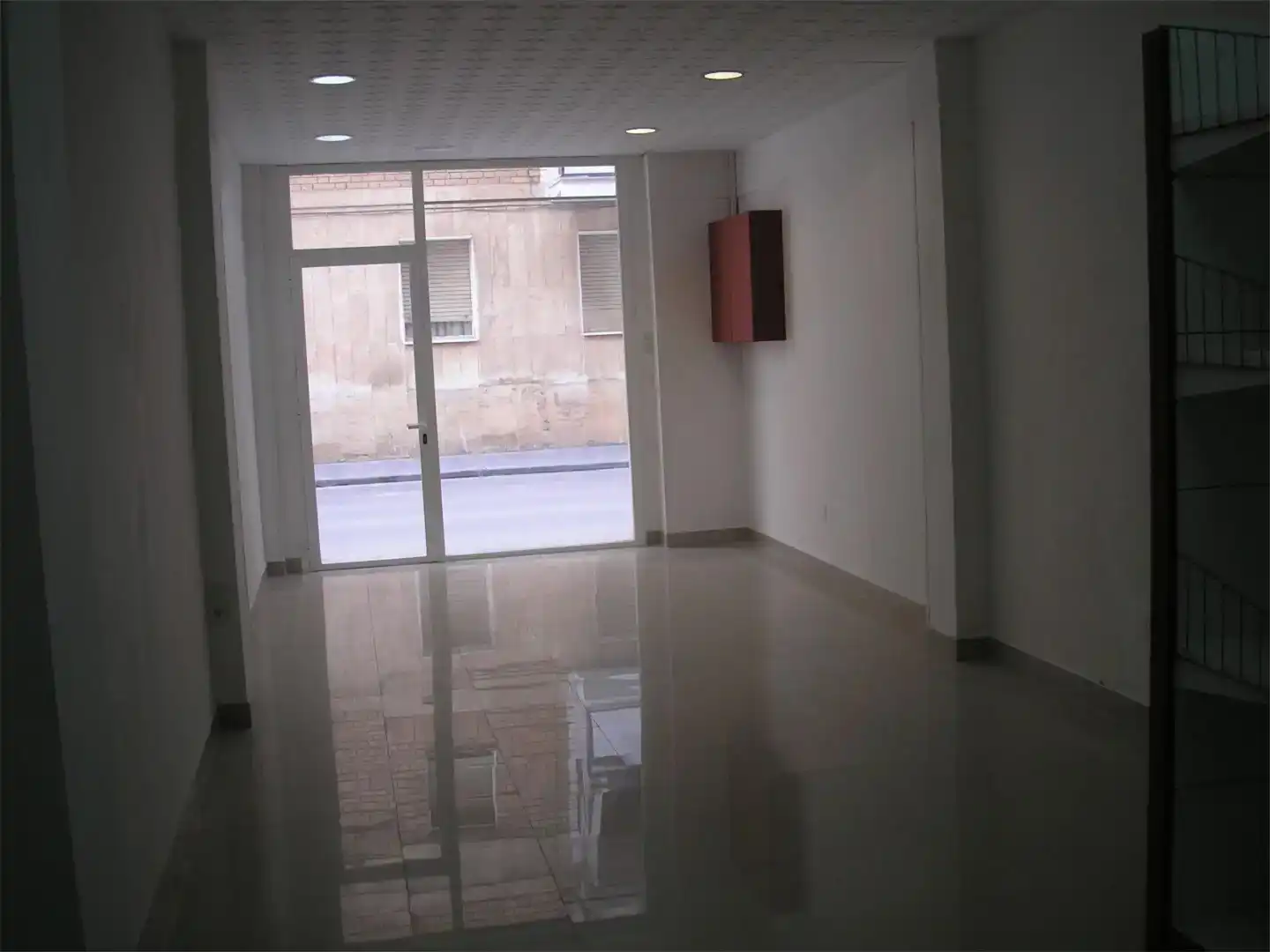 Local de alquiler en Balaguer con Aire acondicionado