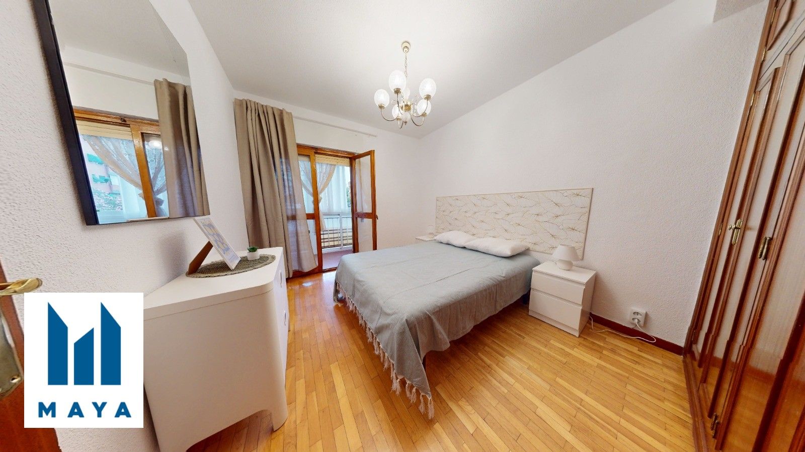 Dormitori de Pis de lloguer en Leganés amb Aire condicionat, Terrassa i Moblat