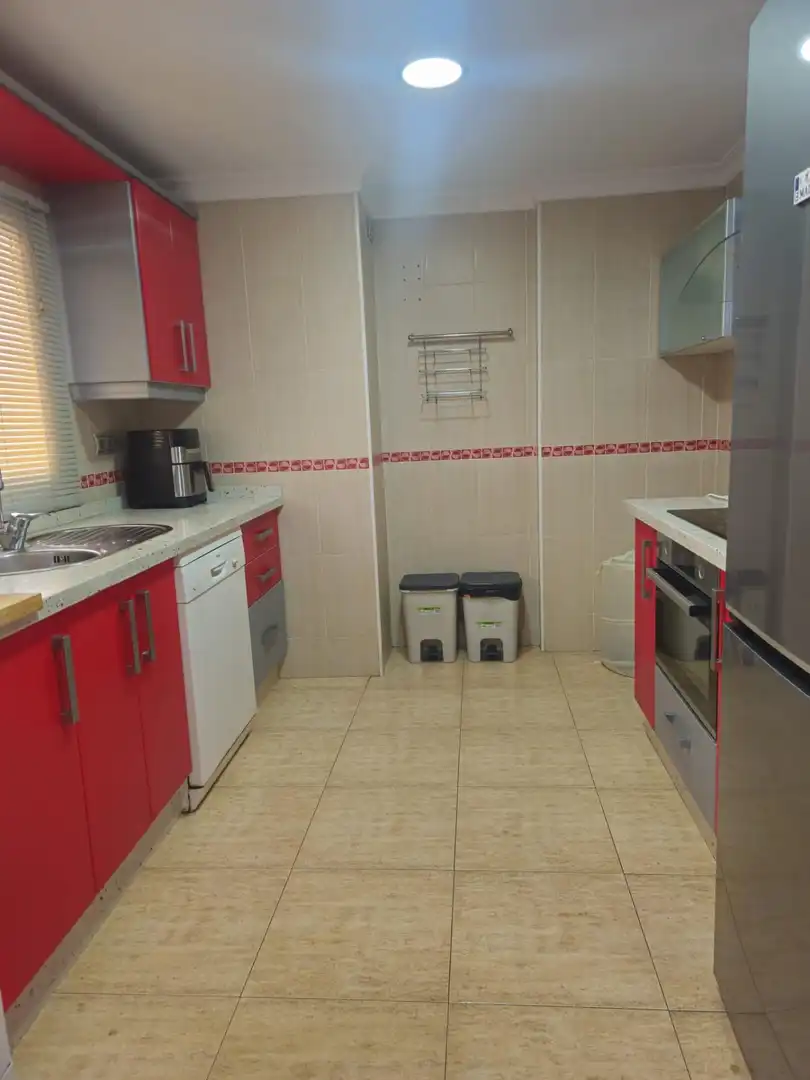 Küche von Wohnung zum Verkauf in Málaga mit Klimaanlage und Abstellraum