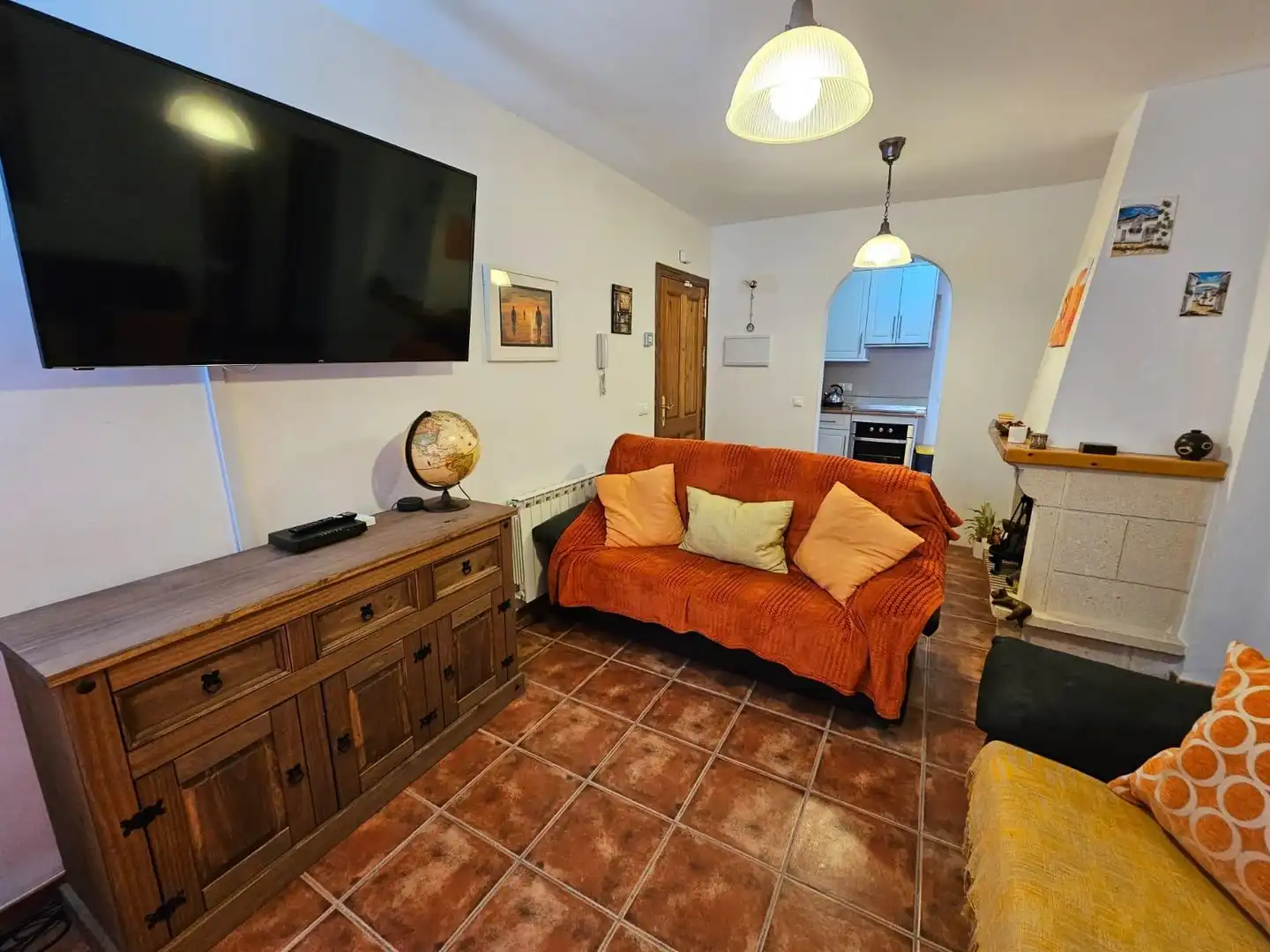 Sala de estar de Casa o chalet en venta en Fondón con Calefacción, Terraza y Amueblado