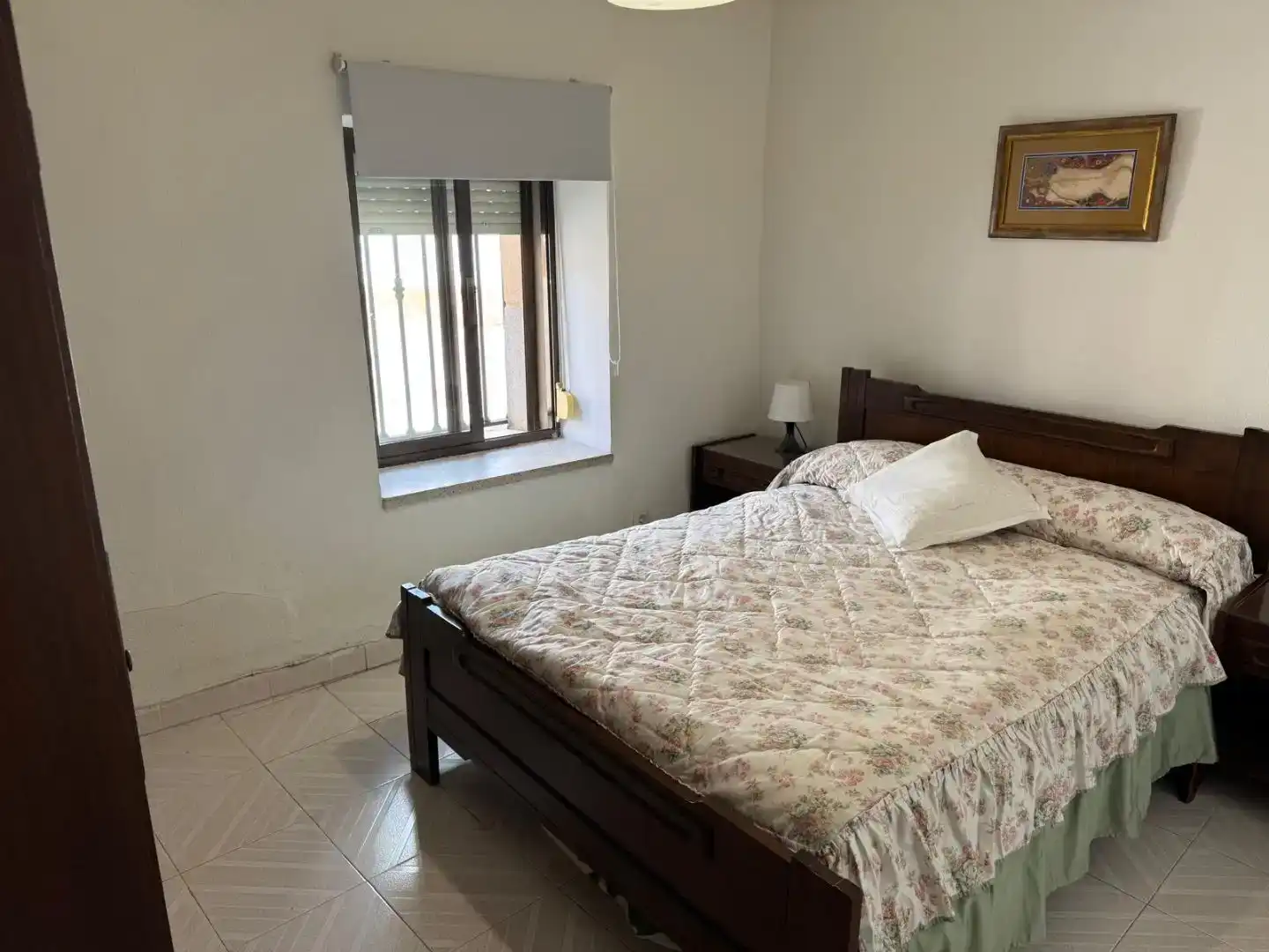 Dormitori de Finca rústica en venda en Monfarracinos amb Moblat