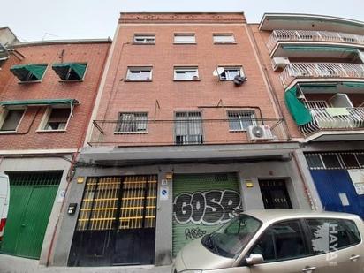 Exterior view of Premises for sale in  Madrid Capital