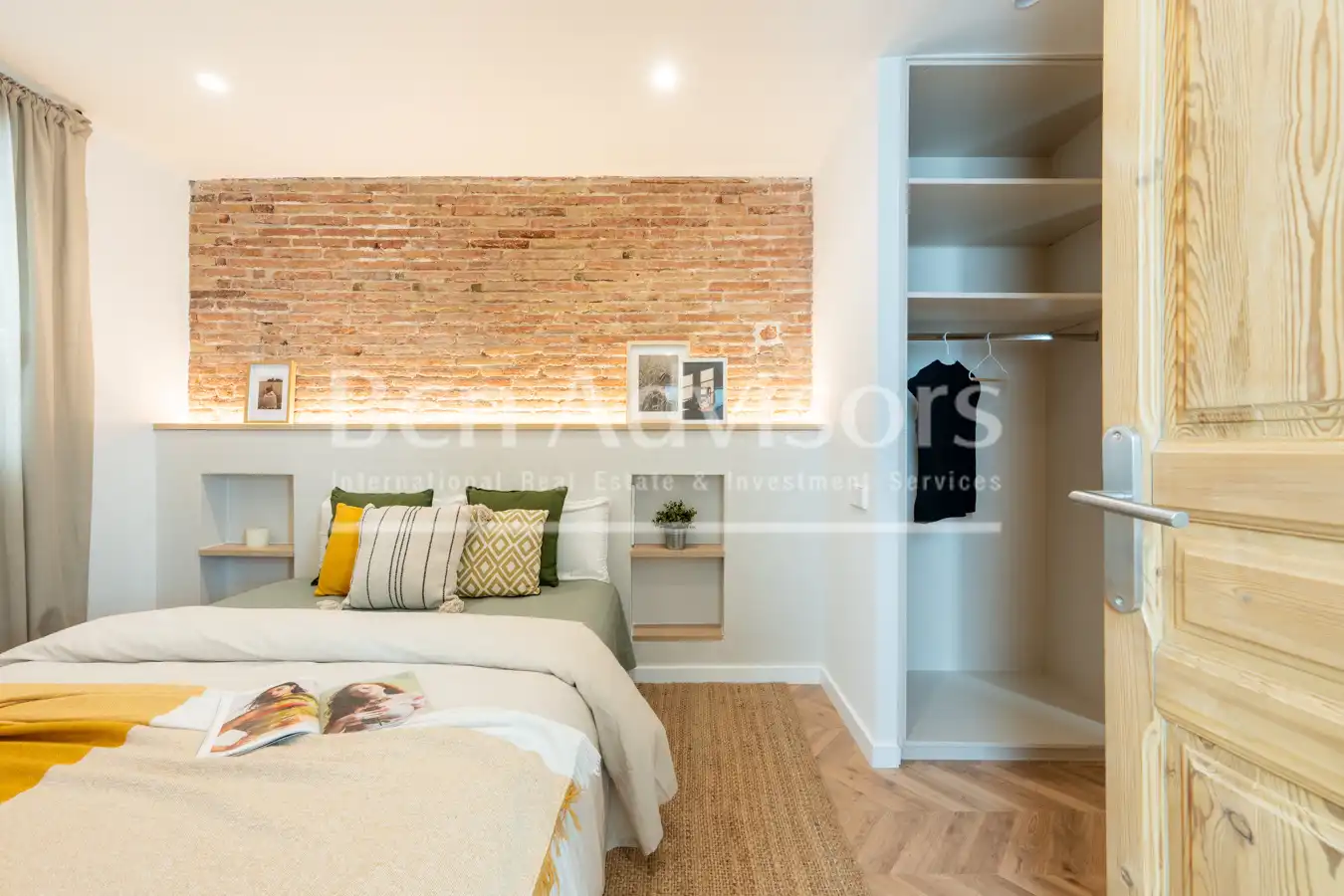 Piso con terraza en venta en Carrer de Girona, imagen 33