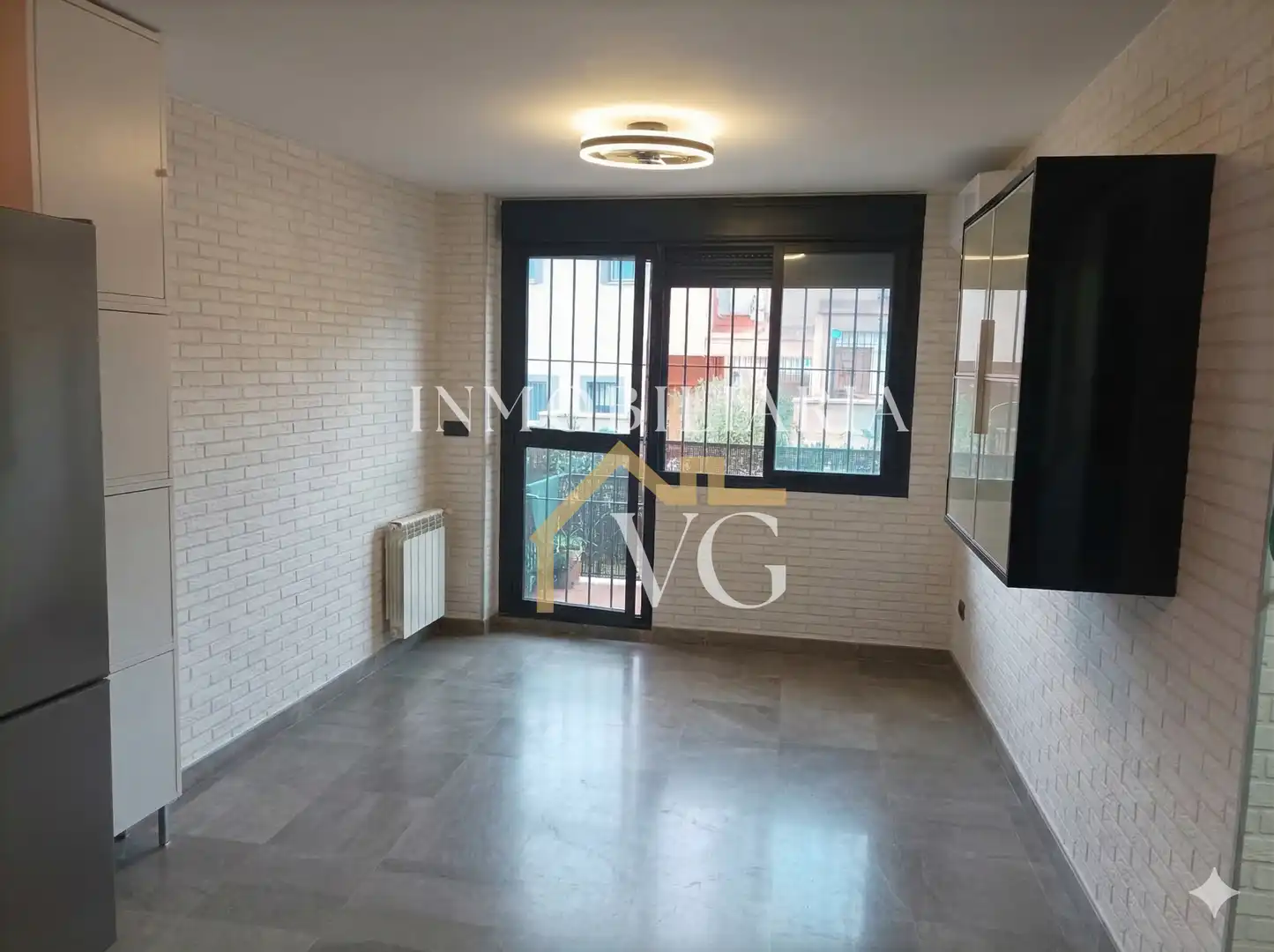 Vista exterior de Apartamento en venta en Guillena con Aire acondicionado, Piscina y Piscina comunitaria