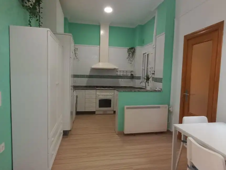 Cocina de Piso en venta en  Valencia Capital con Aire acondicionado y Balcón
