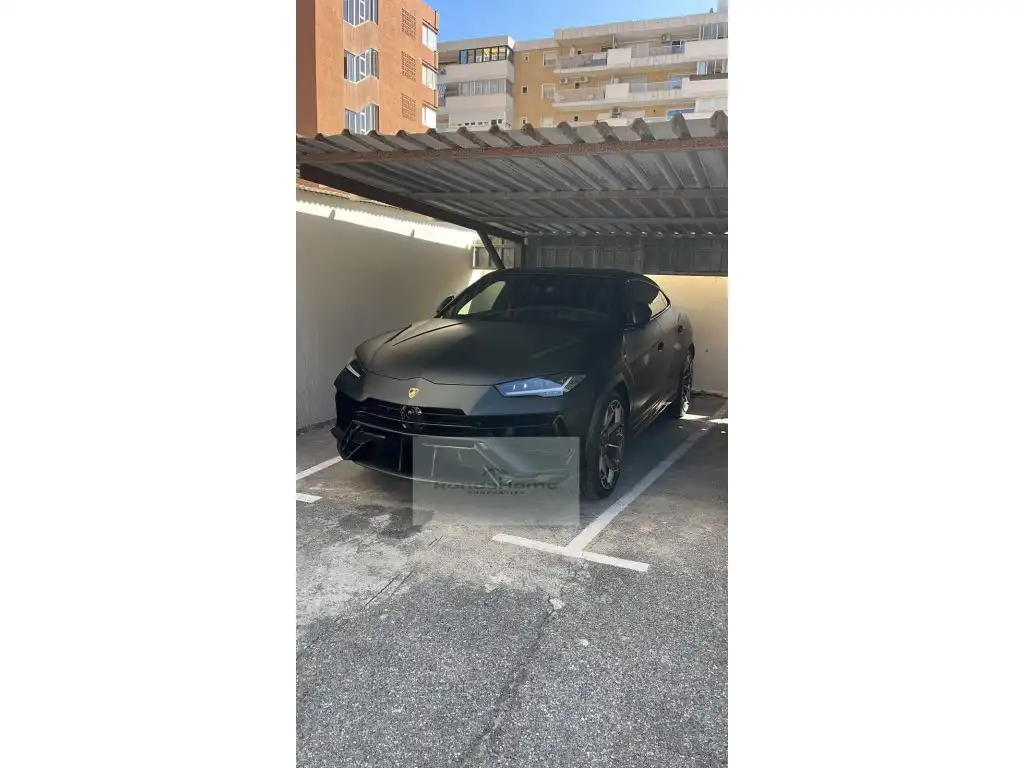 Aparcament de Pis de lloguer en Fuengirola amb Terrassa