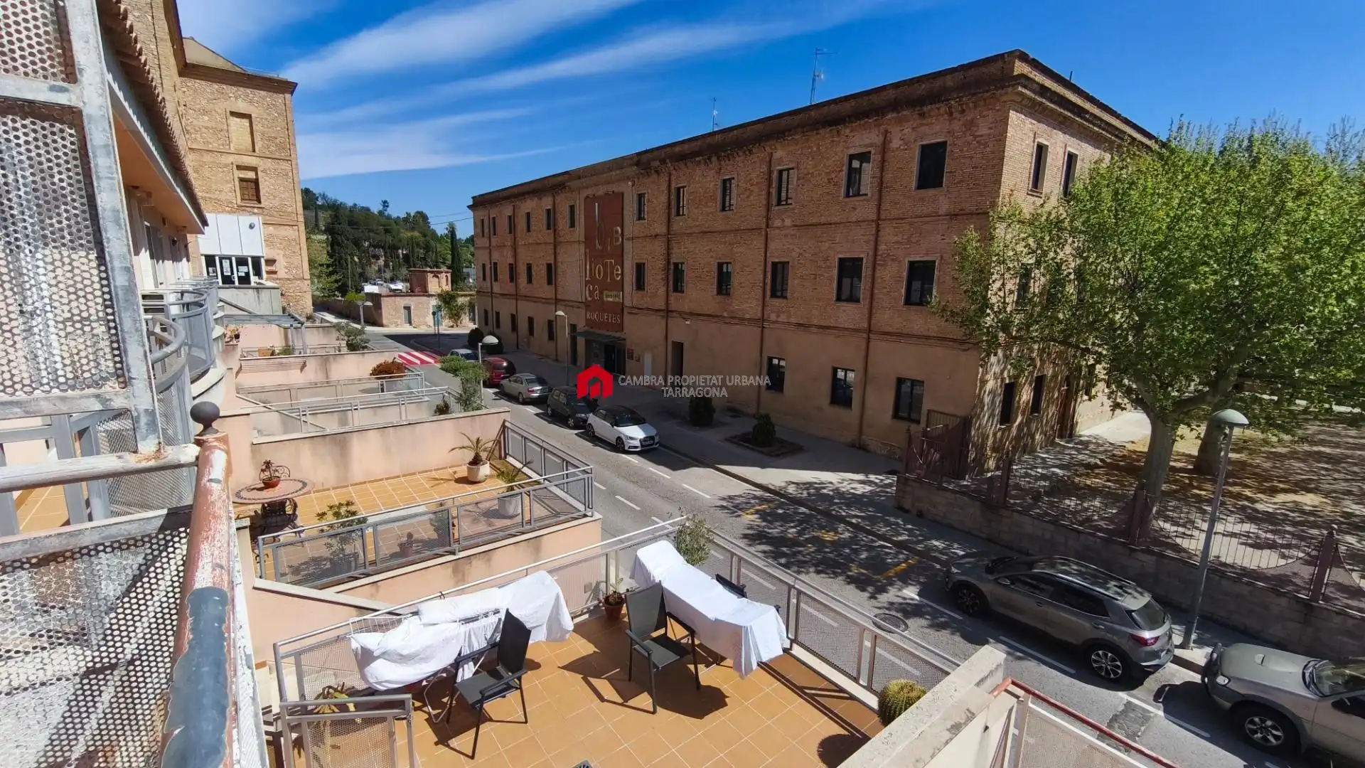 Terrasse von Einfamilien-Reihenhaus zum Verkauf in Roquetes mit Klimaanlage, Heizung und Privatgarten