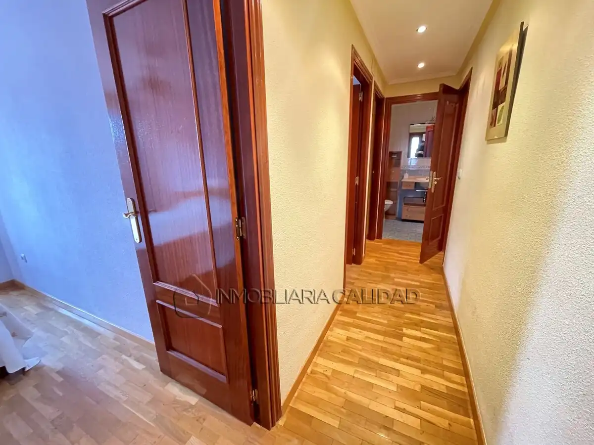Piso de alquiler en Burgos con Calefacción, Trastero y Amueblado