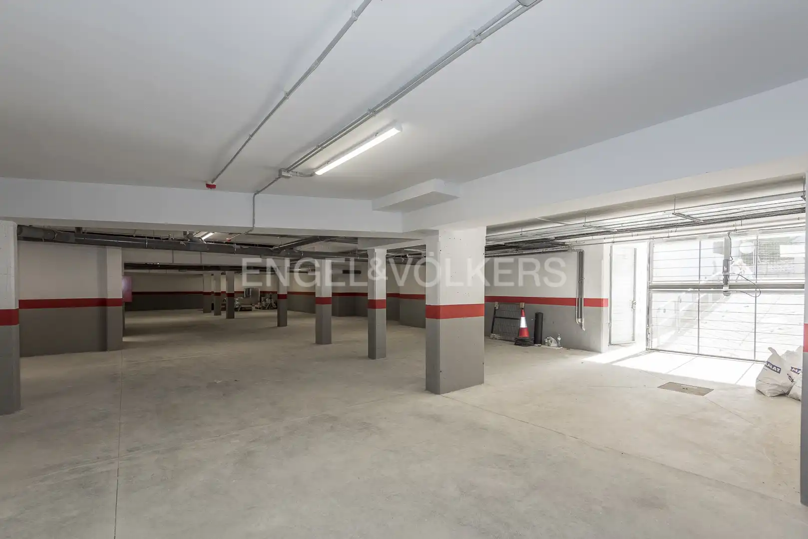 Parking of Flat for sale in Cubelles  with Air Conditioner, Heating and Terrace