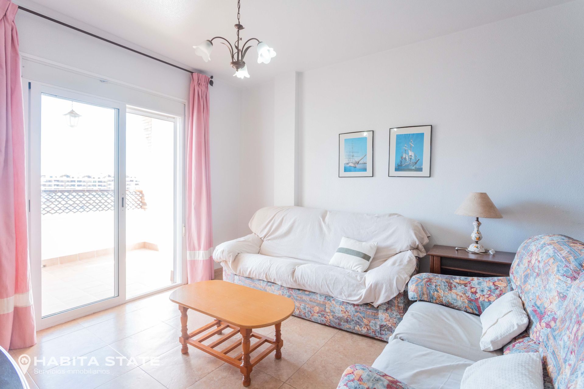 Living room of Flat for sale in Roquetas de Mar  with Terrace, Furnished and Washing machine