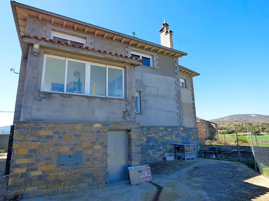 Casa o chalet en venta en C. la Corona, 2-20, Aínsa-Sobrarbe