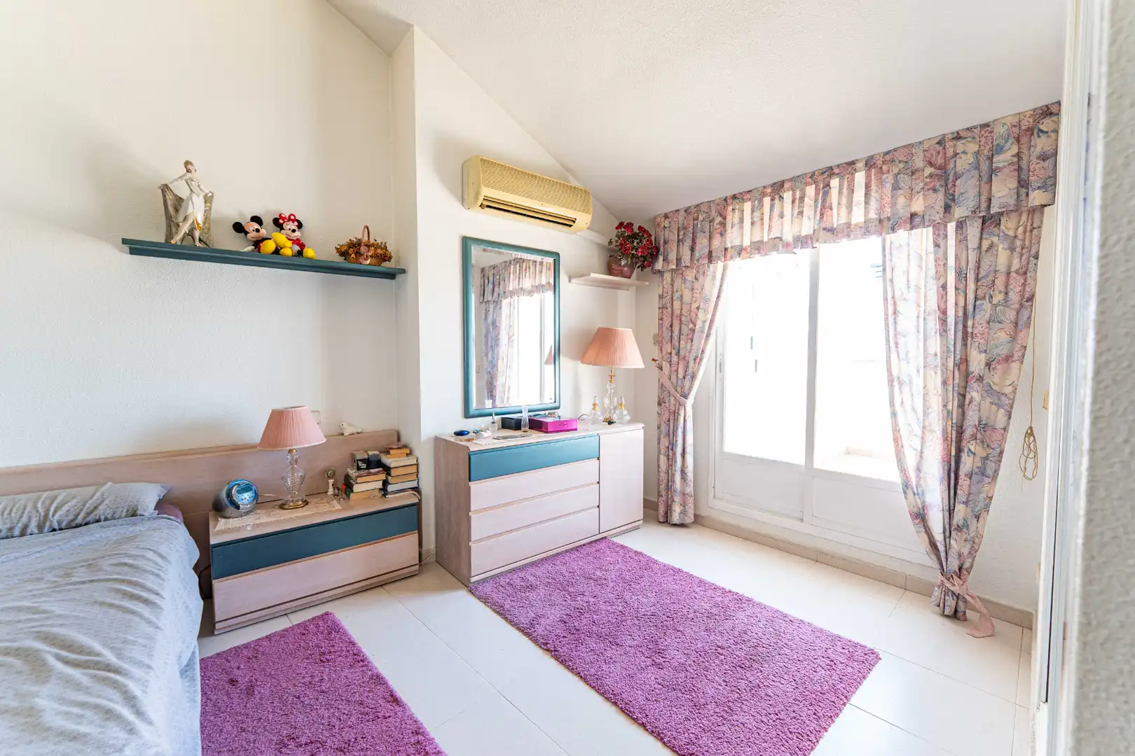 Habitación de Ático en venta en Alpedrete con Calefacción, Terraza y Amueblado