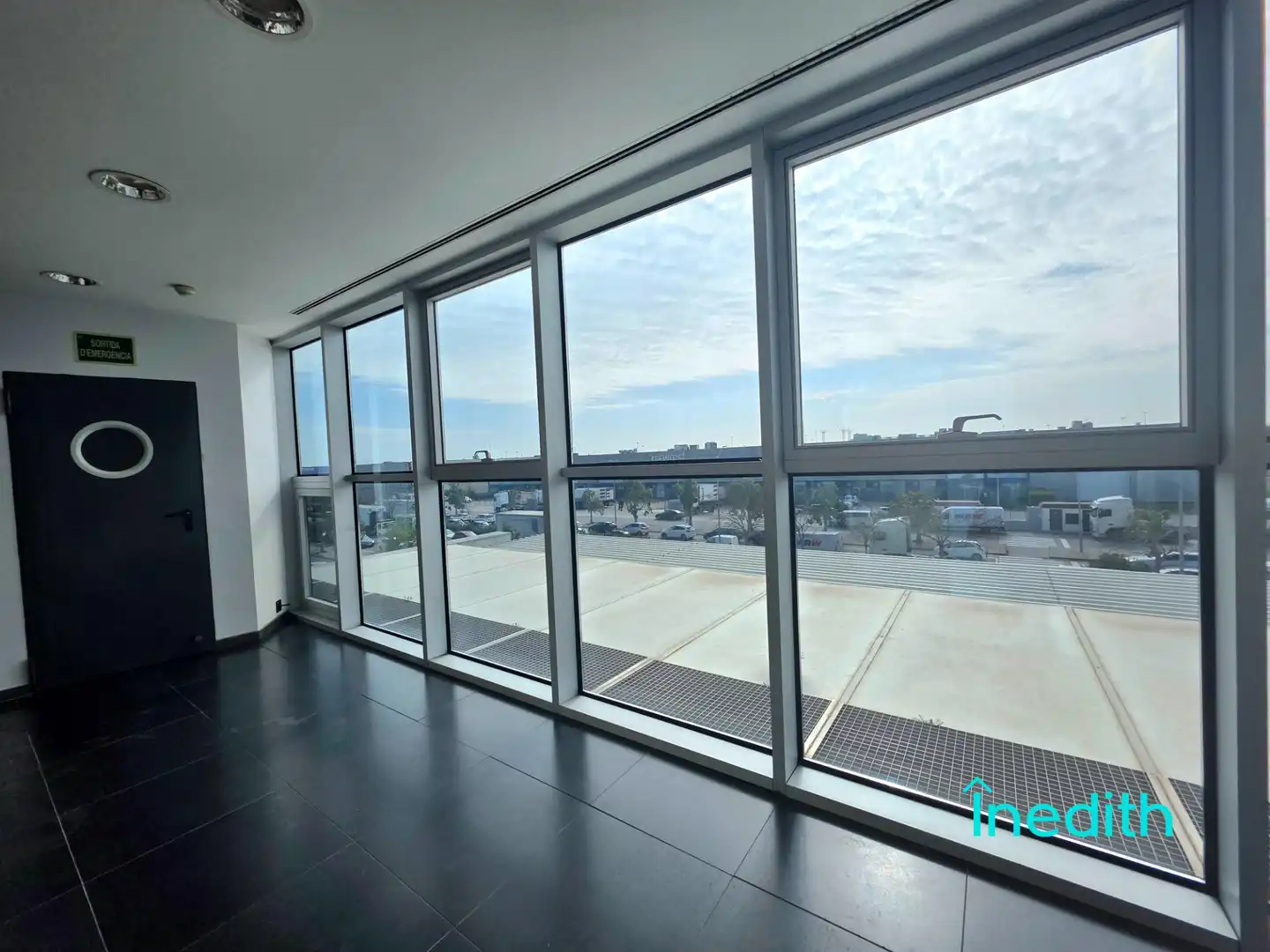Office space with lift to rent in Avenida Avinguda de les Garrigues, imagen 19