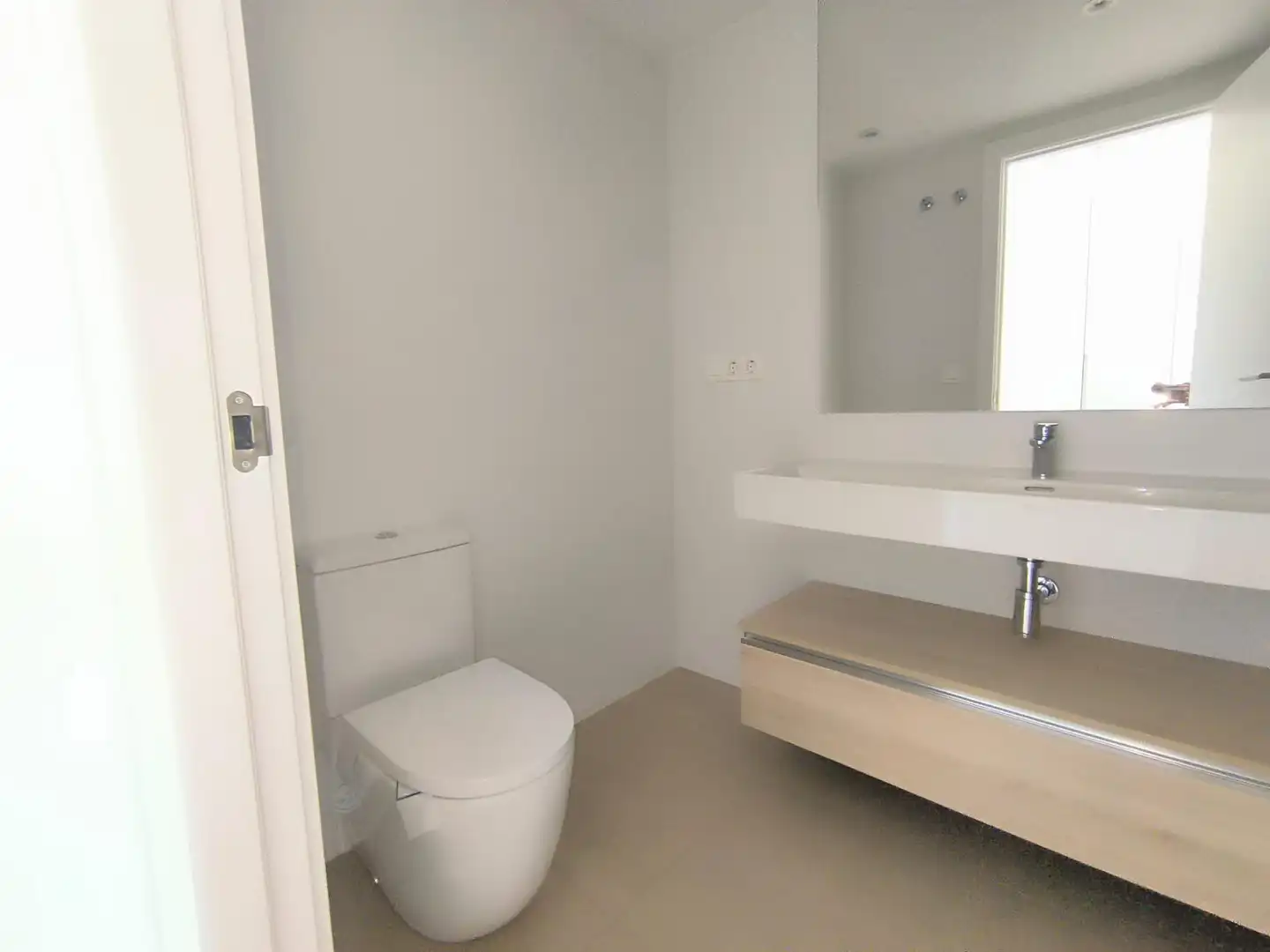 Bathroom of Flat for sale in Murcia  with Air Conditioner, Heating and Private garden