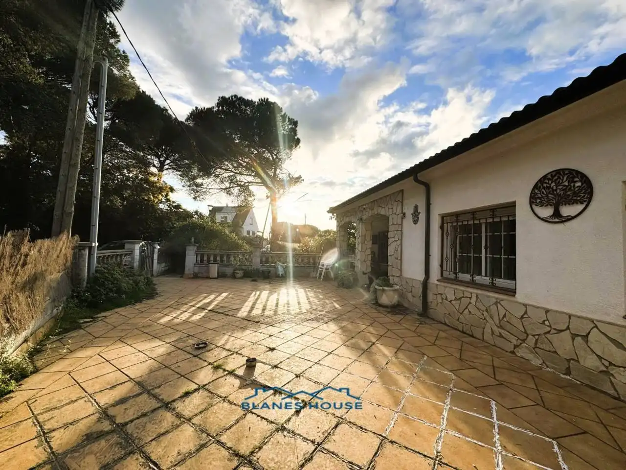 Vista exterior de Casa o xalet en venda en Tordera amb Calefacció, Jardí privat i Terrassa