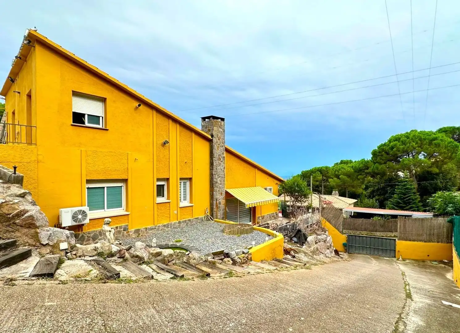 Vista exterior de Casa o xalet en venda en L'Ametlla del Vallès amb Aire condicionat, Calefacció i Terrassa