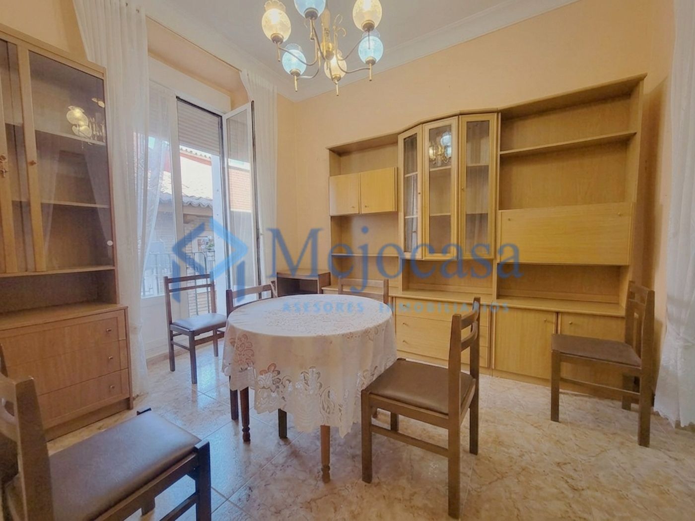 Comedor de Piso en venta en  Madrid Capital con Amueblado y Balcón