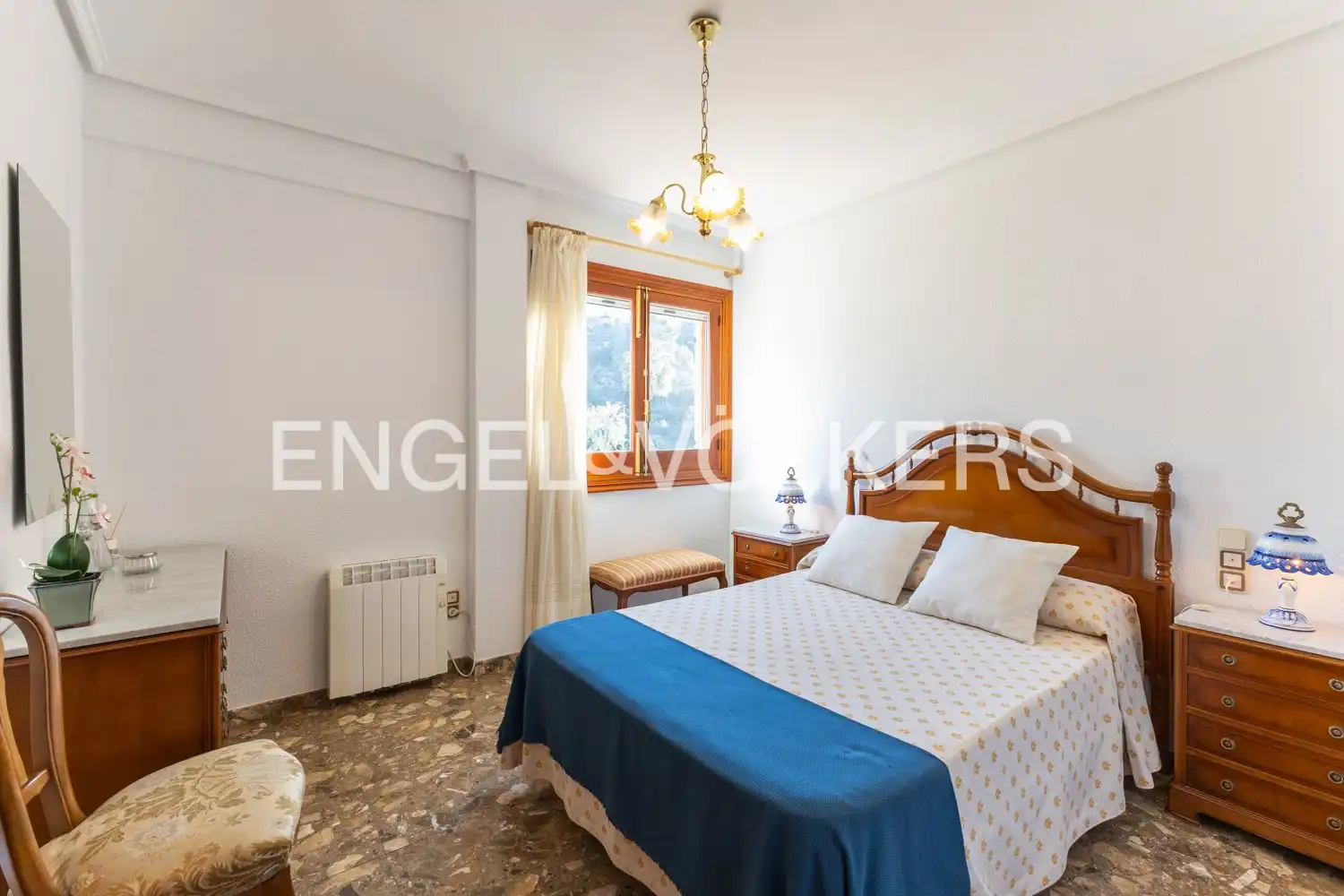 Habitación de Casa o chalet en venta en Pedralba con Calefacción, Jardín privado y Terraza